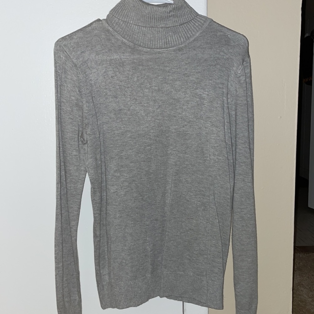 Long sleeve turtleneck